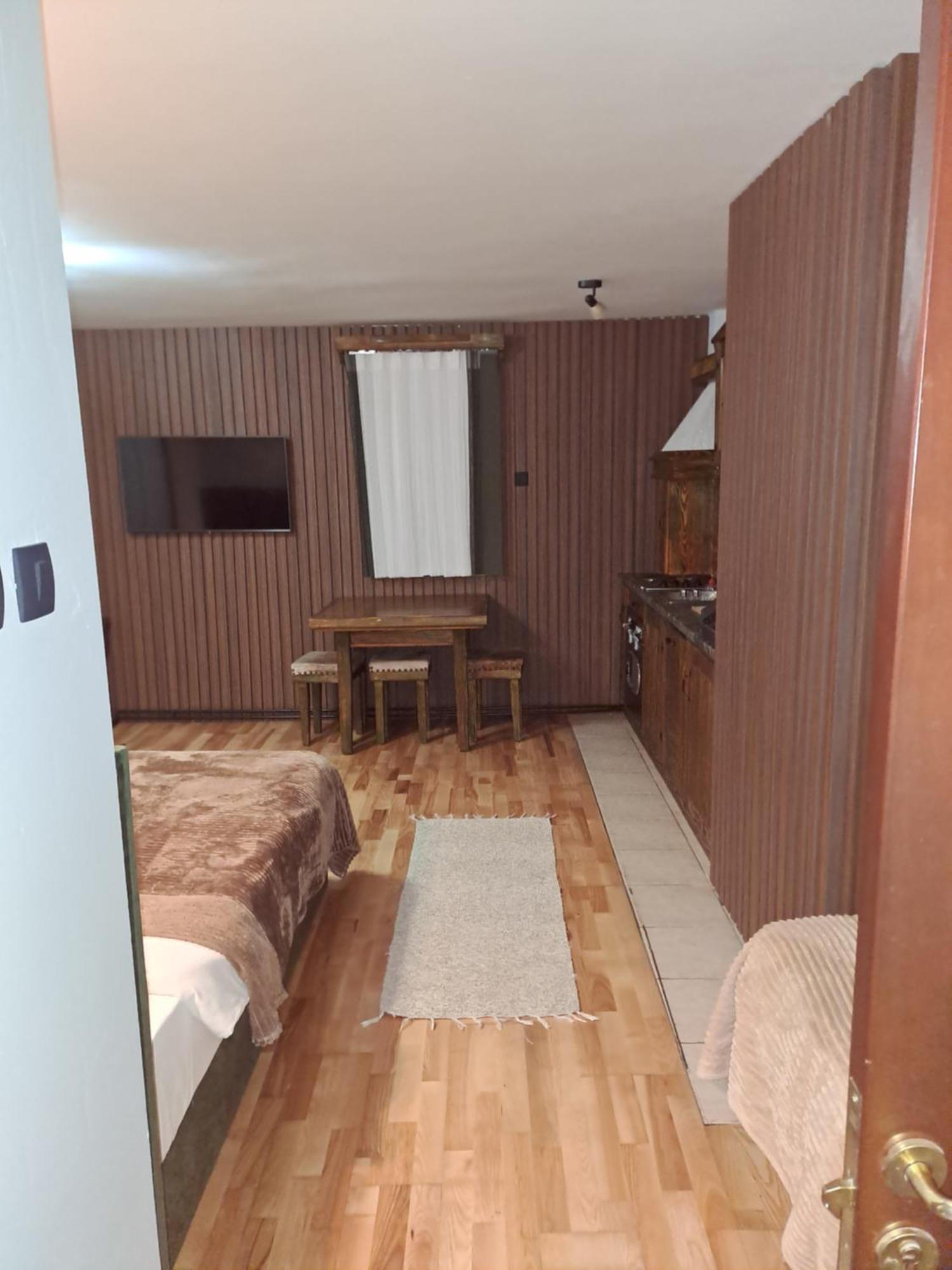 Rooms And Apartmants Mirovic Kolašin Exterior foto